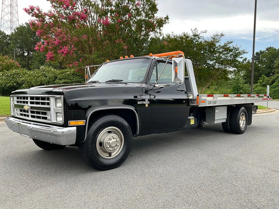 1988 Chevrolet C/K 4th Gen - Image 2 of 31