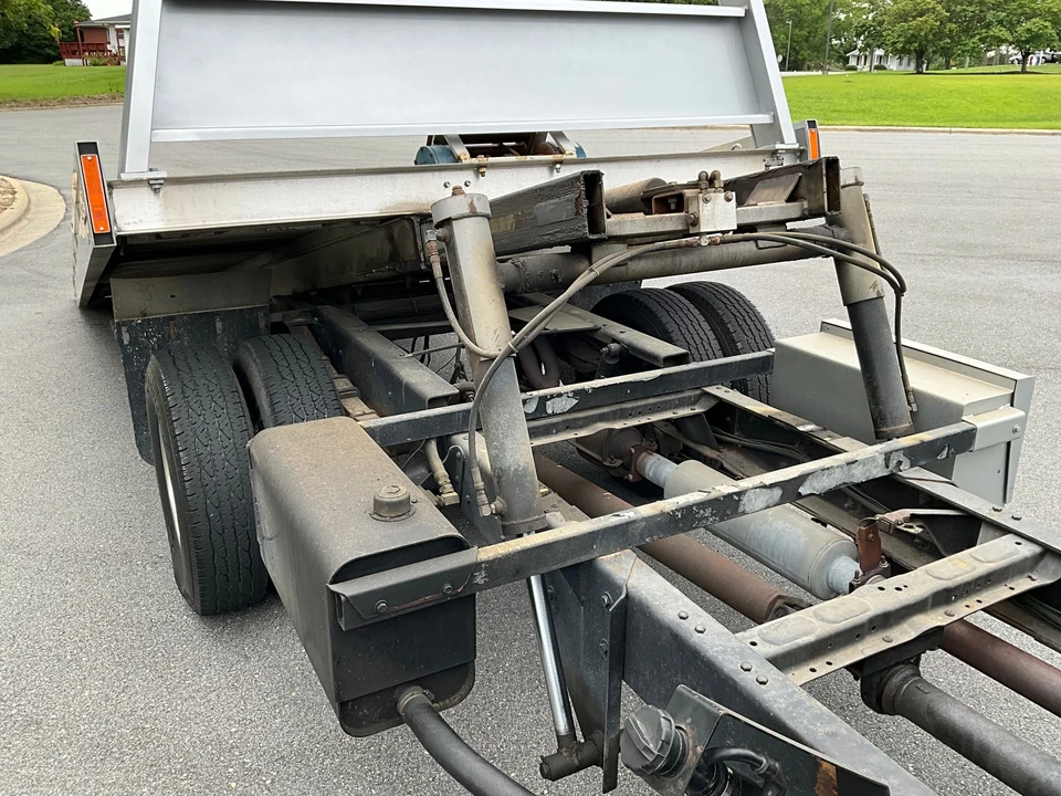1988 Chevrolet C/K 4th Gen - Image 28 of 31