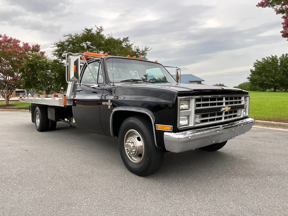 1988 Chevrolet C/K 4th Gen - Image 11 of 31