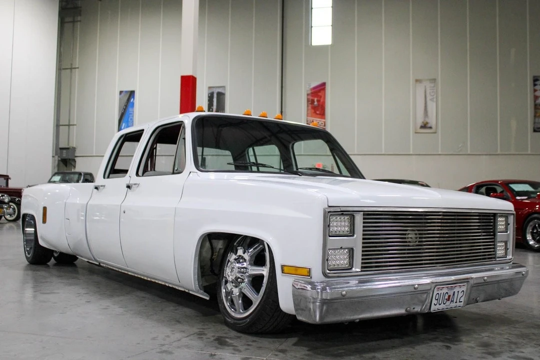 1988 Chevrolet - Image 27 of 31