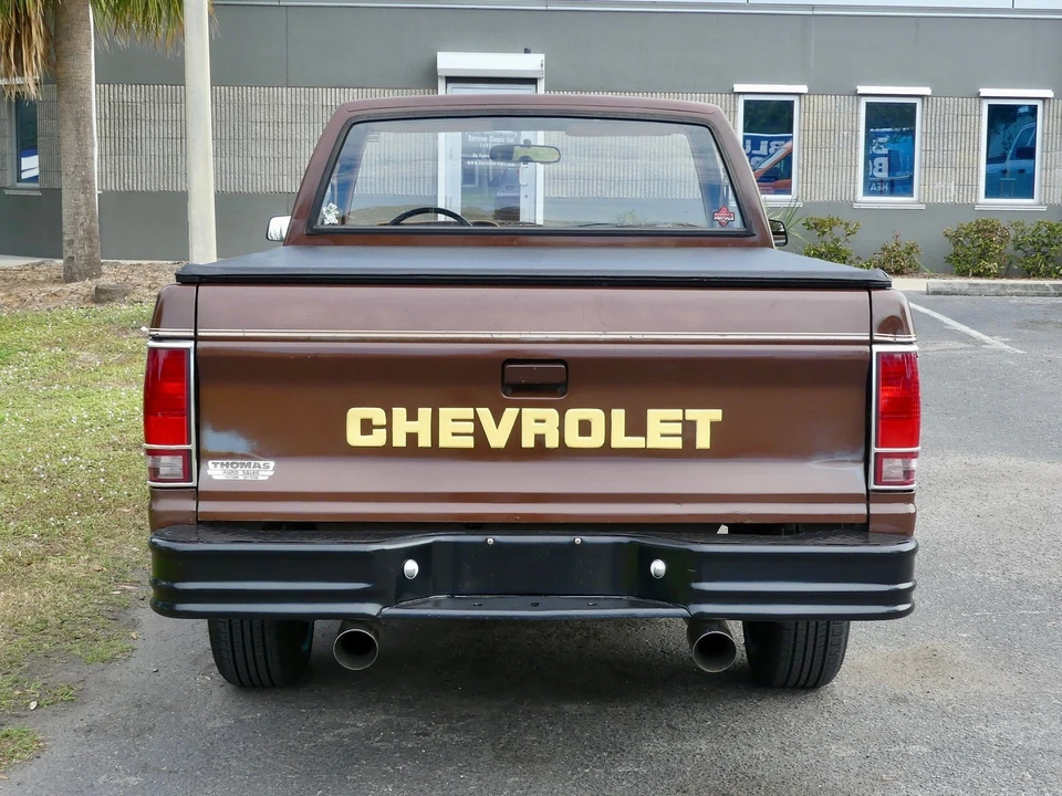 1988 Chevrolet S-10 - Image 17 of 21