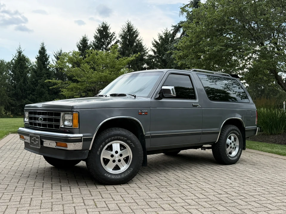 1988 Chevrolet S-10 Blazer 1st Gen - Image 2 of 31