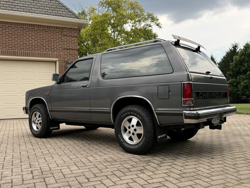 1988 Chevrolet S-10 Blazer 1st Gen - Image 5 of 31