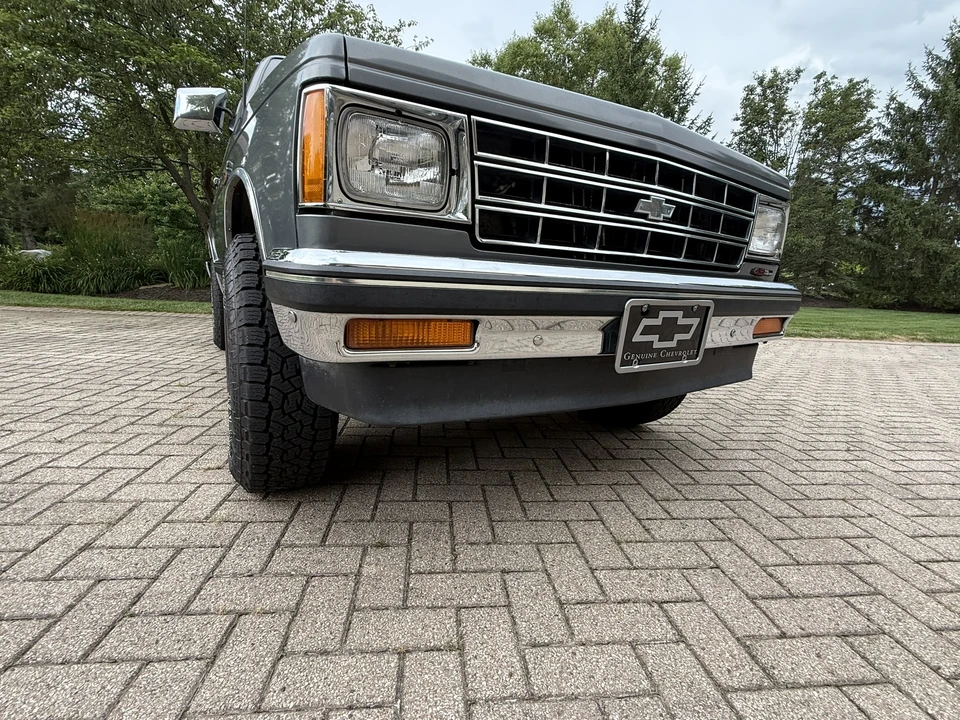 1988 Chevrolet S-10 Blazer 1st Gen - Image 11 of 31