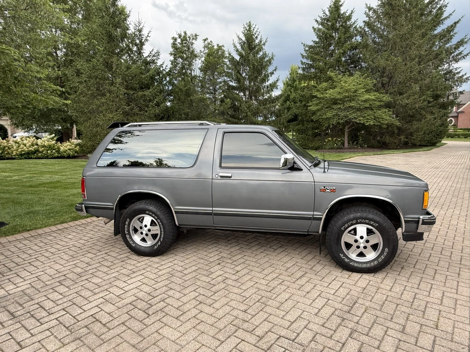 1988 Chevrolet S-10 Blazer 1st Gen - Image 17 of 31