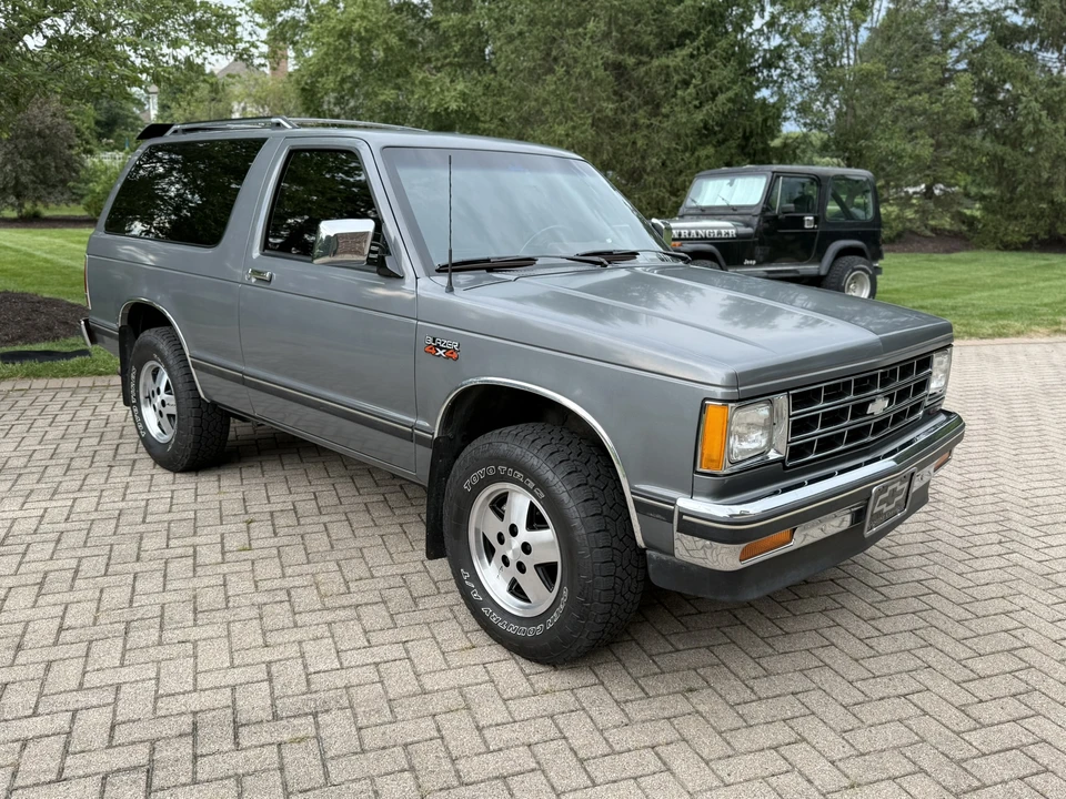 1988 Chevrolet S-10 Blazer 1st Gen - Image 9 of 31
