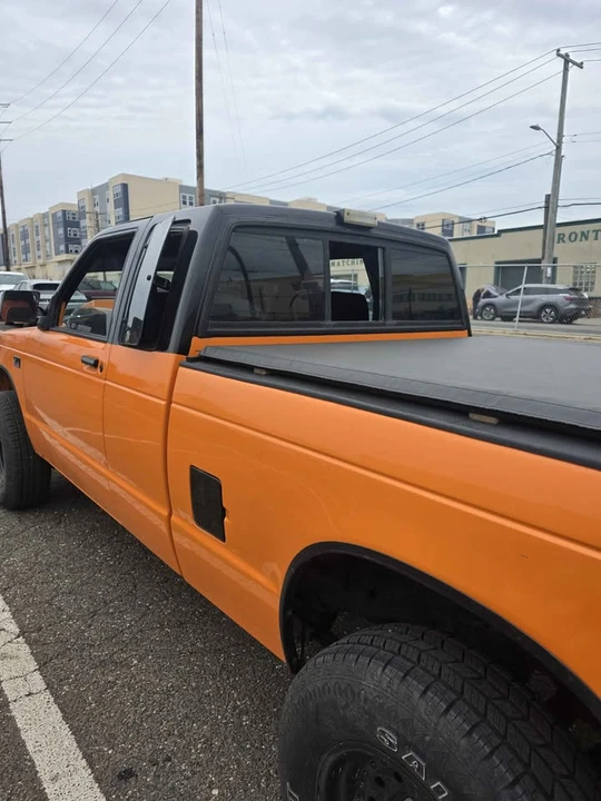 1988 Chevrolet S-10 - Image 2 of 18