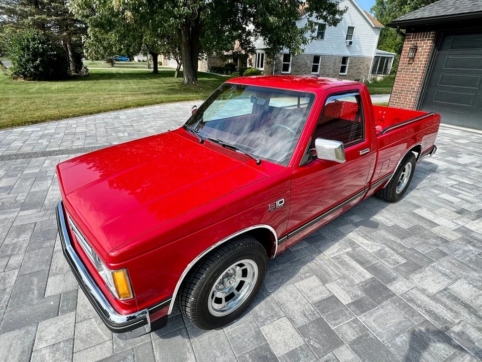 1988 Chevrolet S-10 - Image 10 of 21