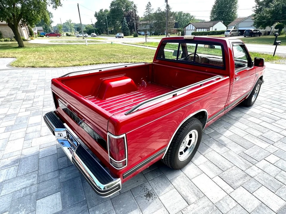 1988 Chevrolet S-10 - Image 12 of 21