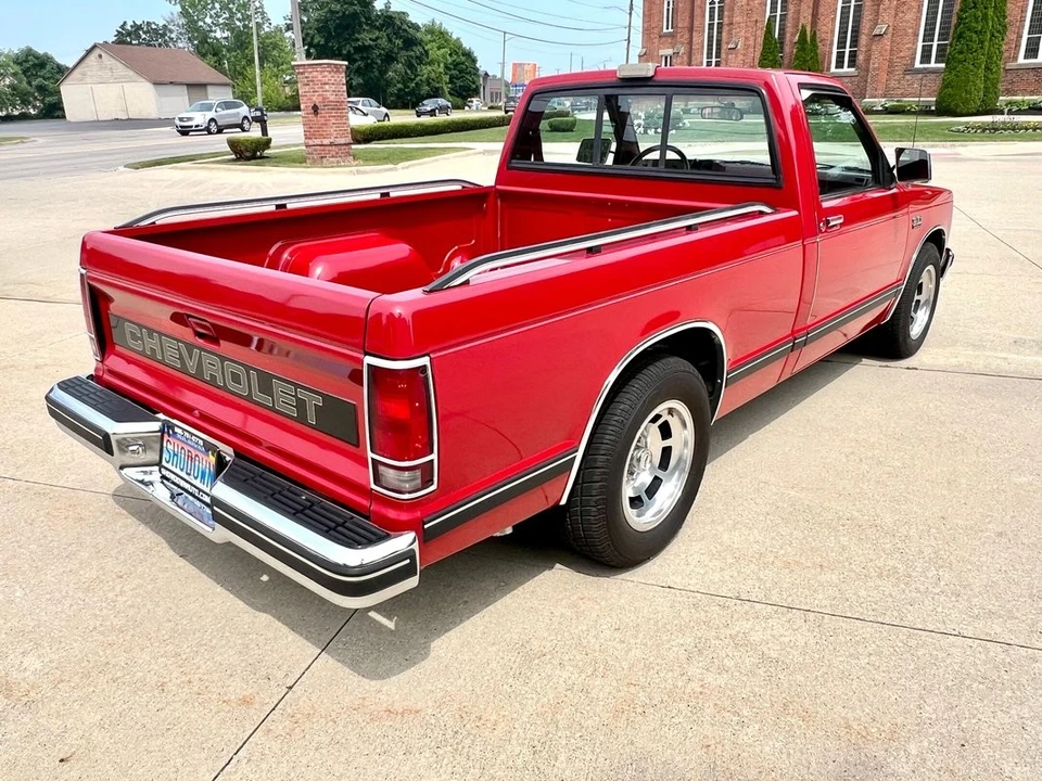 1988 Chevrolet S-10 - Image 16 of 21