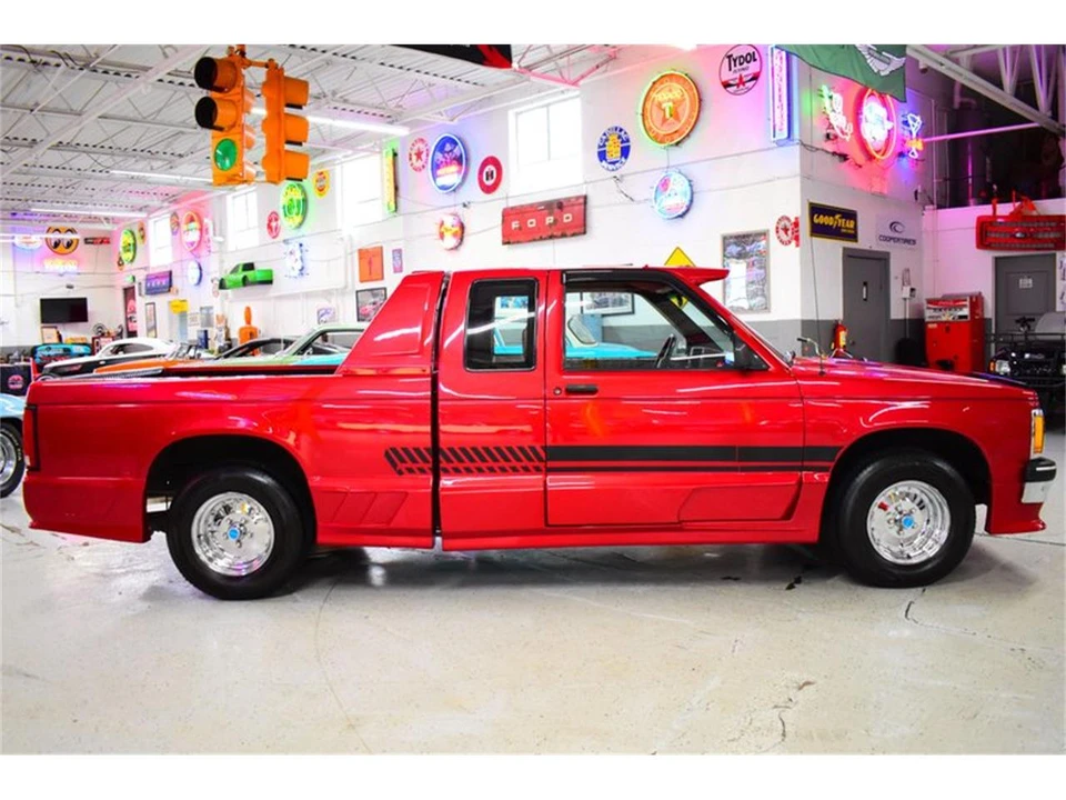 1988 Chevrolet S-10 - Image 4 of 31