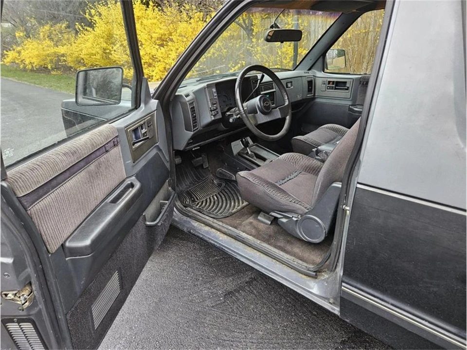 1988 Chevrolet S-10 - Image 5 of 9