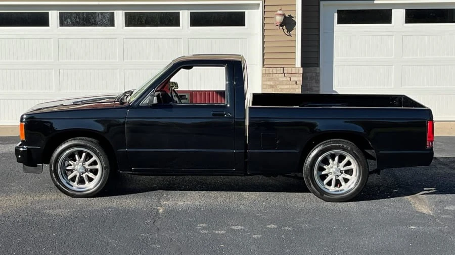 1988 Chevrolet S-10 - Image 5 of 10