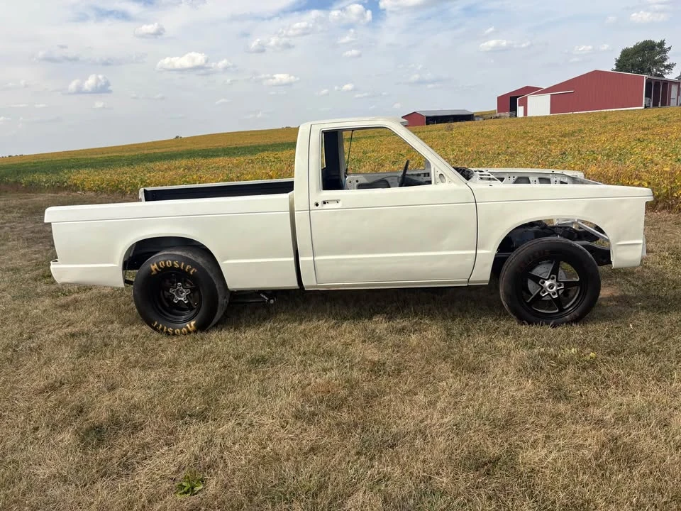 1988 Chevrolet S-10 - Image 2 of 9