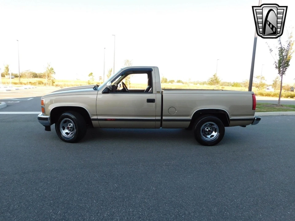 1988 Chevrolet C/K 4th Gen - Image 7 of 12