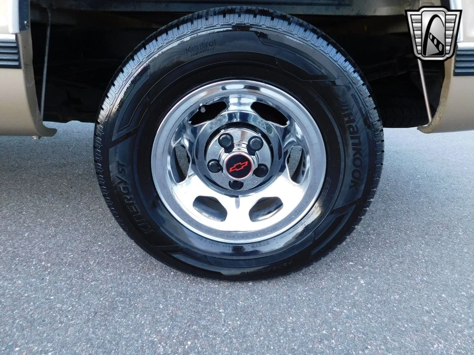 1988 Chevrolet C/K 4th Gen - Image 10 of 12