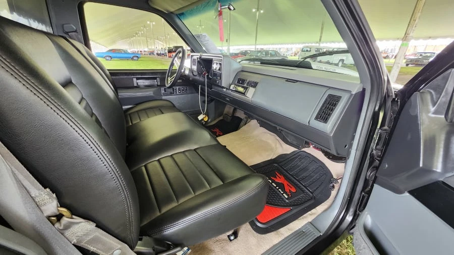 1988 Chevrolet C/K 4th Gen - Image 6 of 8