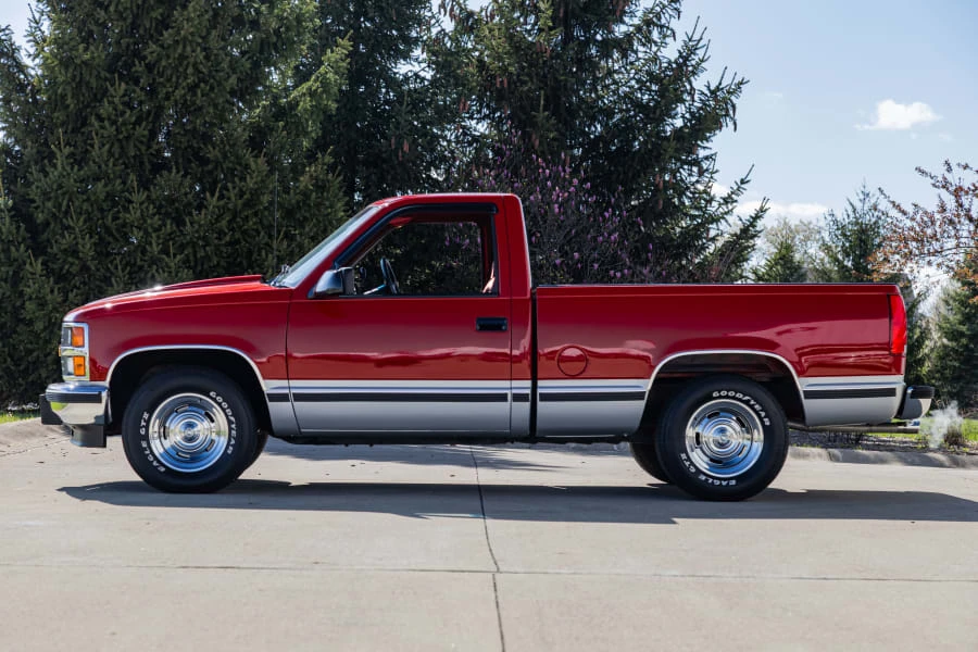 1988 Chevrolet C/K 4th Gen - Image 2 of 31