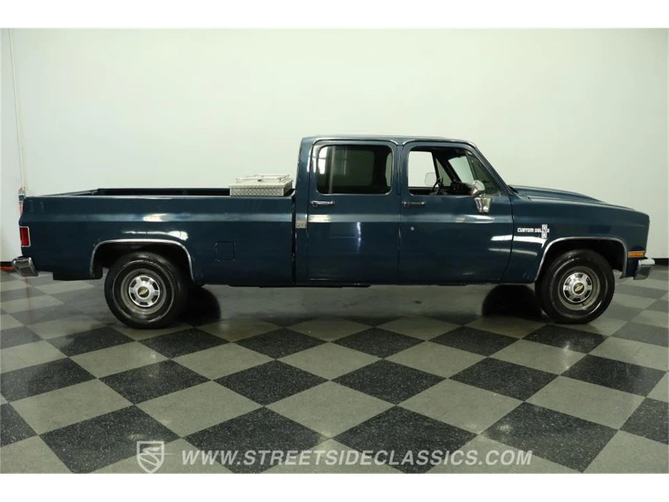 1988 Chevrolet Silverado - Image 13 of 31