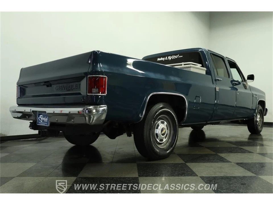 1988 Chevrolet Silverado - Image 26 of 31
