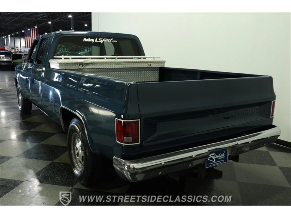 1988 Chevrolet Silverado - Image 8 of 31