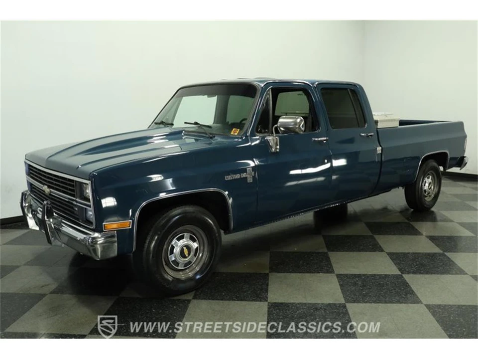 1988 Chevrolet Silverado - Image 6 of 31
