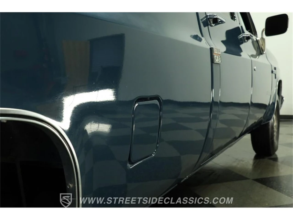 1988 Chevrolet Silverado - Image 27 of 31