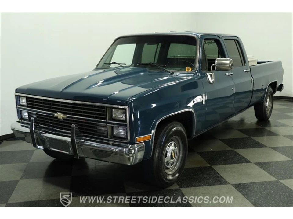 1988 Chevrolet Silverado - Image 18 of 31