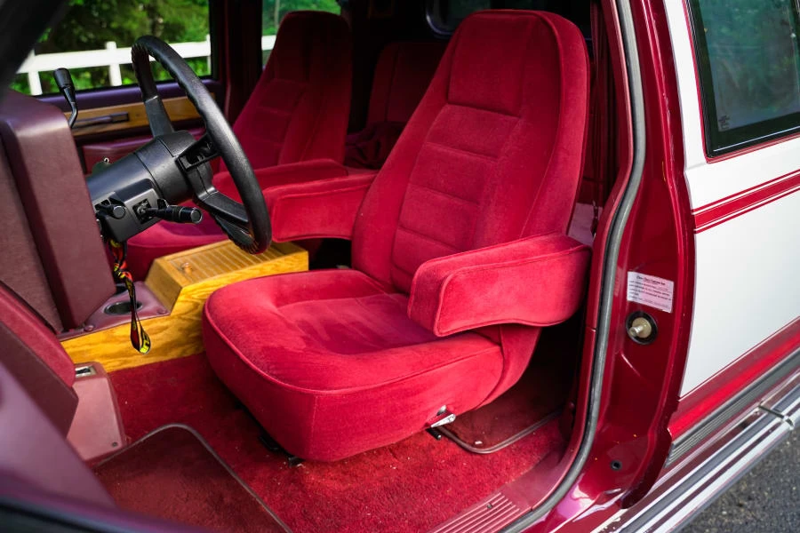 1988 Chevrolet Silverado - Image 22 of 31