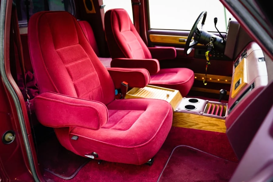 1988 Chevrolet Silverado - Image 28 of 31