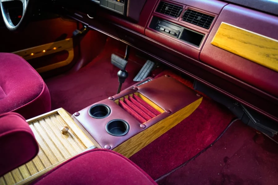 1988 Chevrolet Silverado - Image 25 of 31