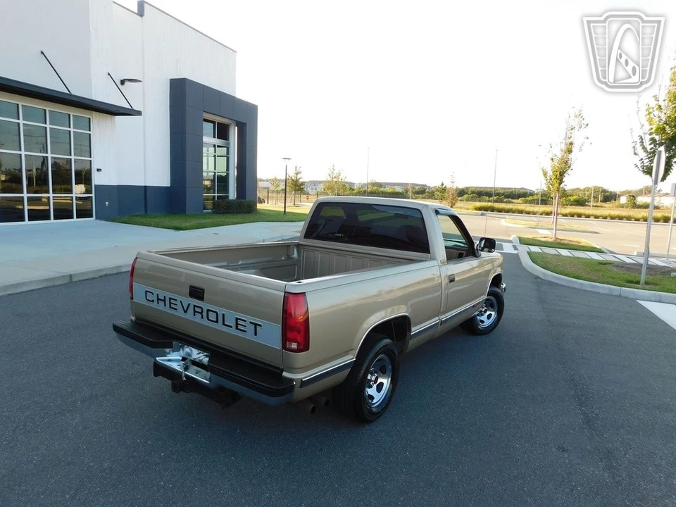 1988 Chevrolet C/K 3rd Gen - Image 14 of 21