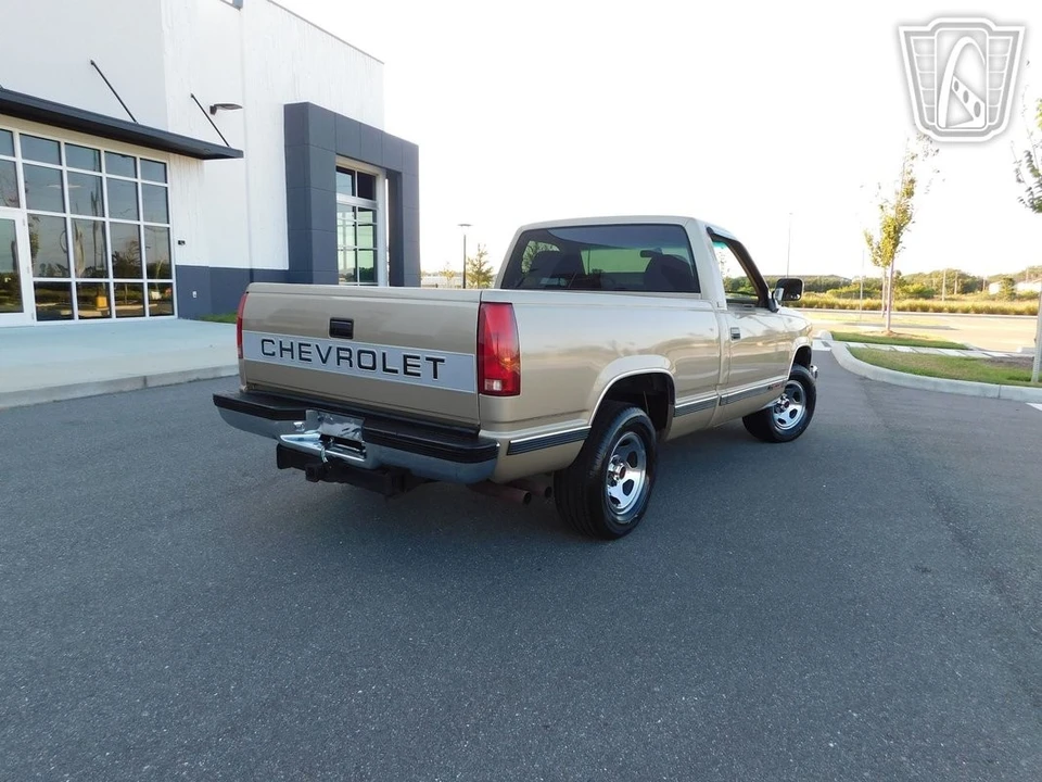 1988 Chevrolet C/K 3rd Gen - Image 15 of 21