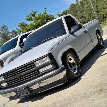1988 Chevrolet Silverado (Classic) 1500 Regular Cab LS Pickup 2D 6 1/2 ft