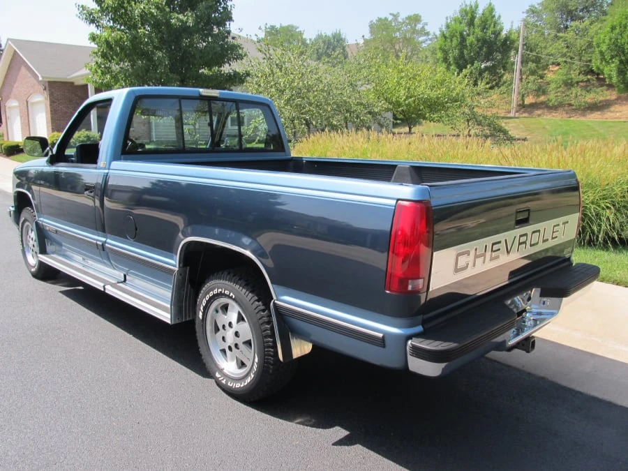 1988 Chevrolet C/K 4th Gen - Image 2 of 7