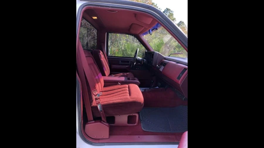1988 Chevrolet C/K 4th Gen - Image 6 of 10