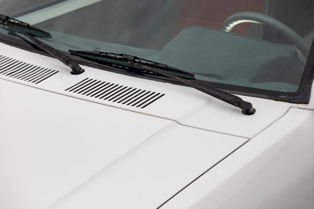 1988 Chevrolet - Image 27 of 31