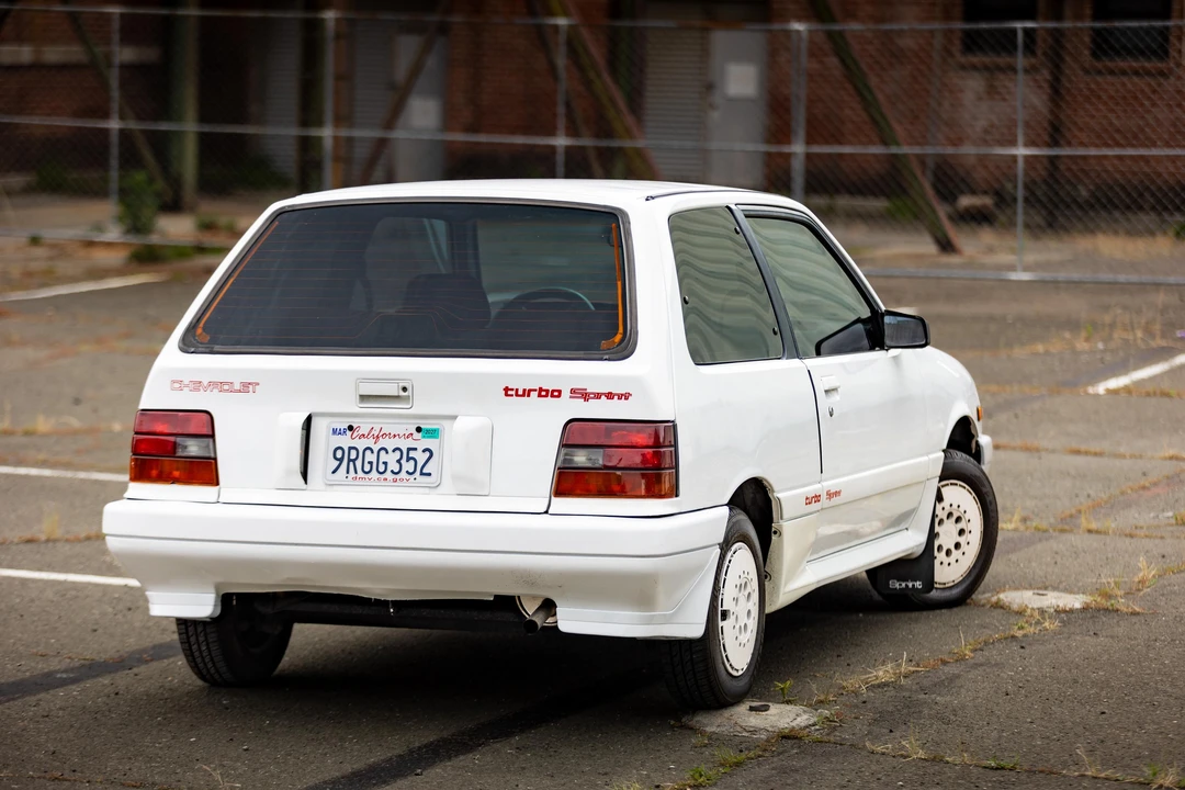 1988 Chevrolet - Image 16 of 31