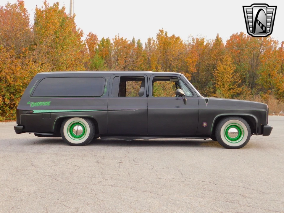 1988 Chevrolet Suburban 7th Gen - Image 7 of 12