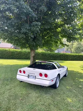 1988 Chevrolet Corvette C4 - Image 2 of 5