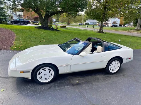 1988 Chevrolet Corvette 35th Anniversary