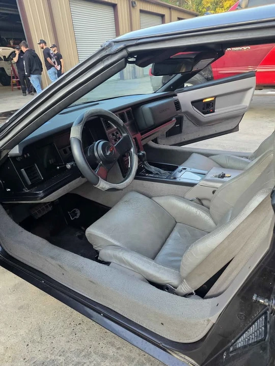 1988 Chevrolet Corvette C4 - Image 8 of 9