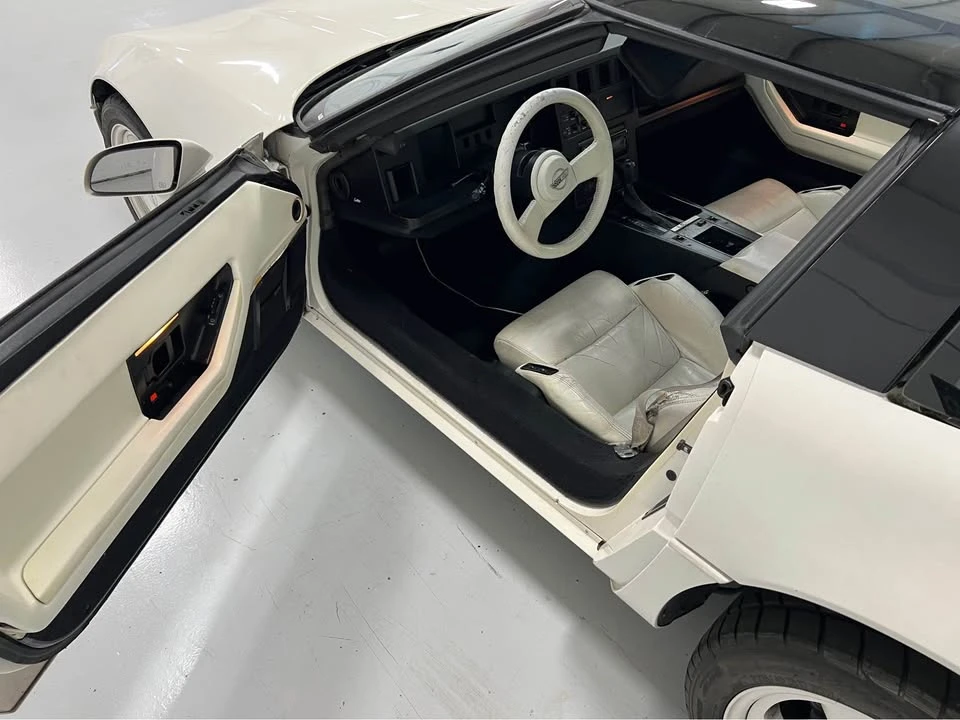 1988 Chevrolet Corvette C4 - Image 3 of 10