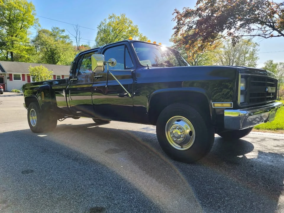 1988 Chevrolet C/K 4th Gen - Image 3 of 10