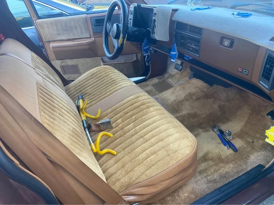 1988 Chevrolet S-10 - Image 9 of 12