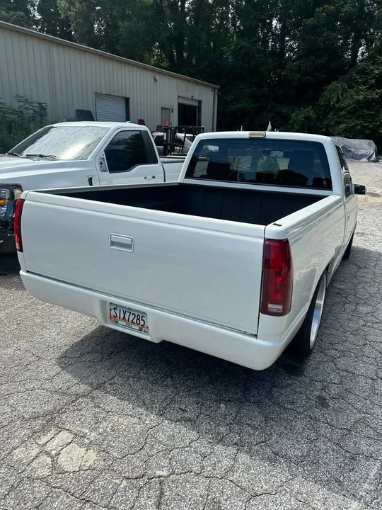 1988 Chevrolet Silverado - Image 5 of 10