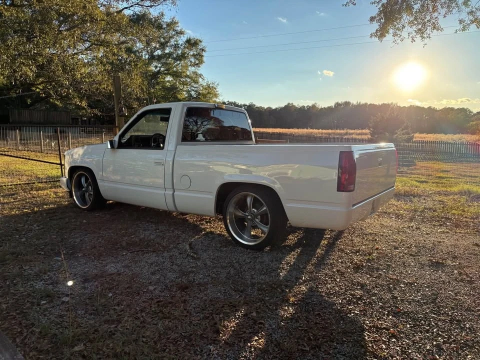 1988 Chevrolet Silverado - Image 10 of 10