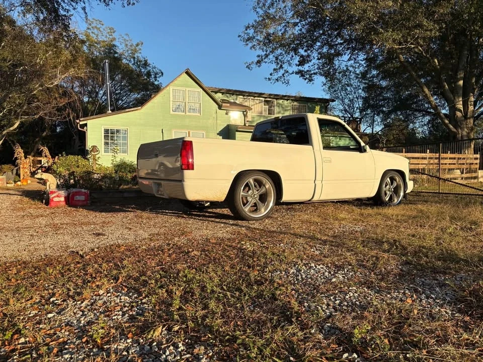 1988 Chevrolet Silverado - Image 9 of 10