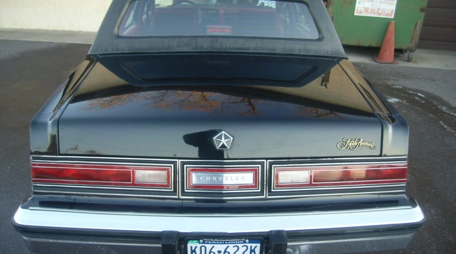 1988 Chrysler New Yorker - Image 8 of 12