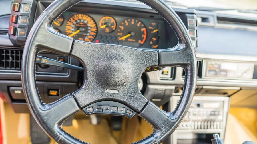 1988 Chrysler Conquest - Image 26 of 31